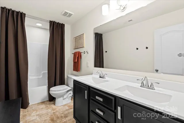 $525,000 | 14706 Metaghan Court, Charlotte, NC 28278