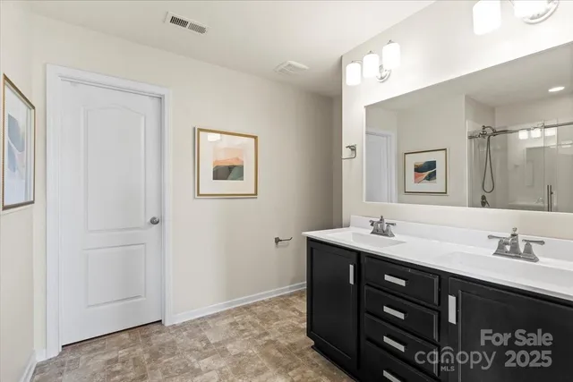 $525,000 | 14706 Metaghan Court, Charlotte, NC 28278