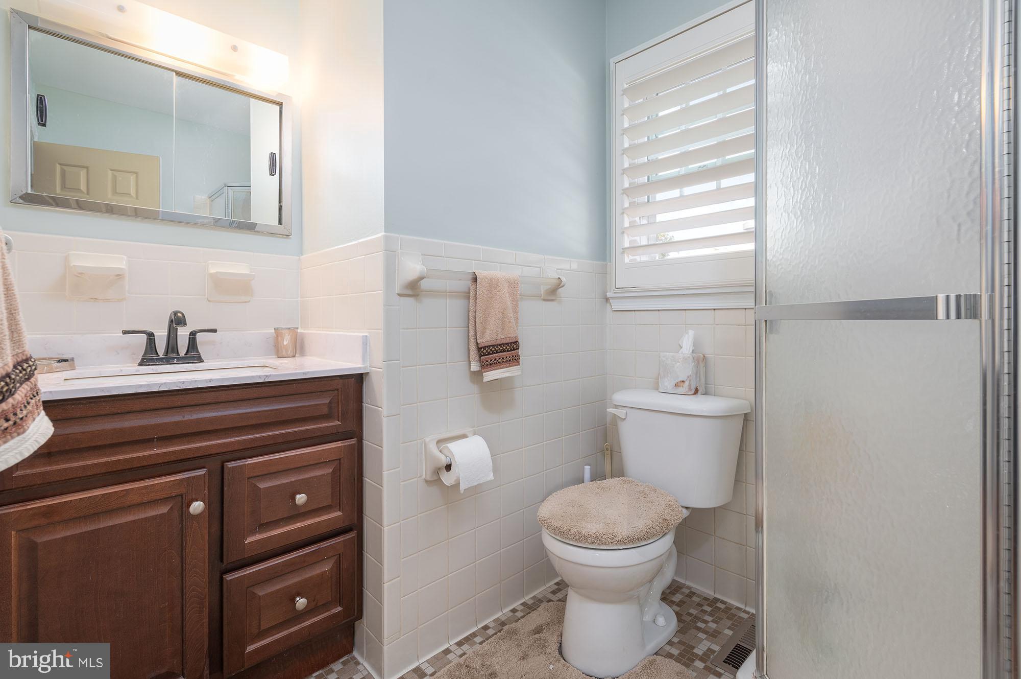 2500 Fox Road Fallston, MD 21047 - Photo 22 of 37 Attached bath on primary bedroom