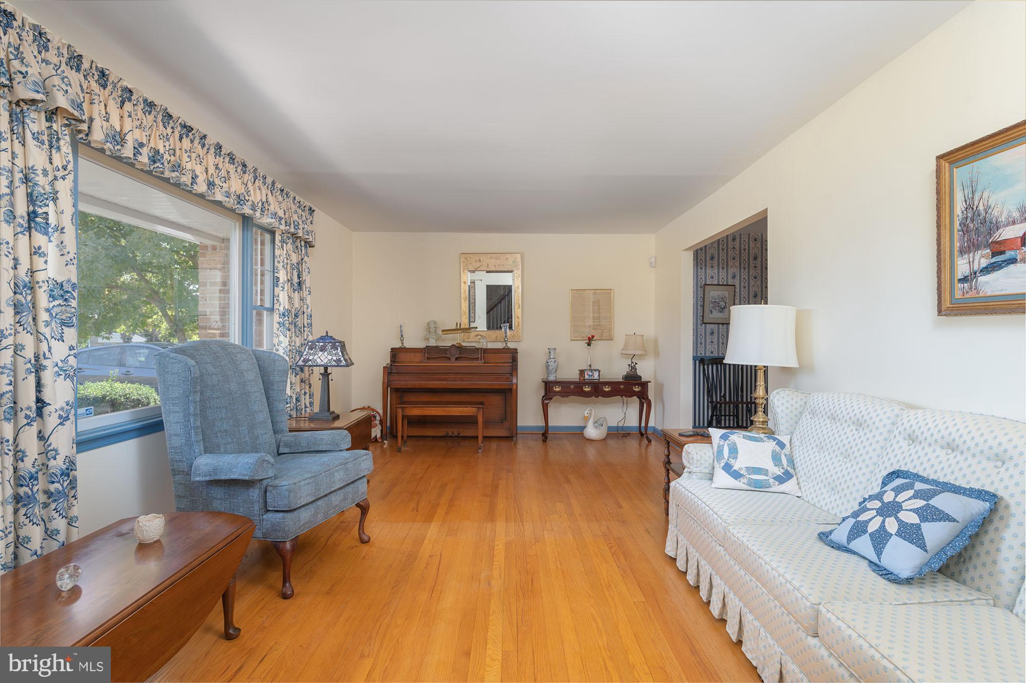 2500 Fox Road Fallston, MD 21047 - Photo 7 of 37 Formal sitting room