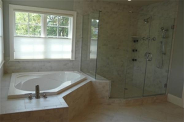 989 Webster Street Needham, MA 02492 - Photo 12 of 21 Gallery Image 12