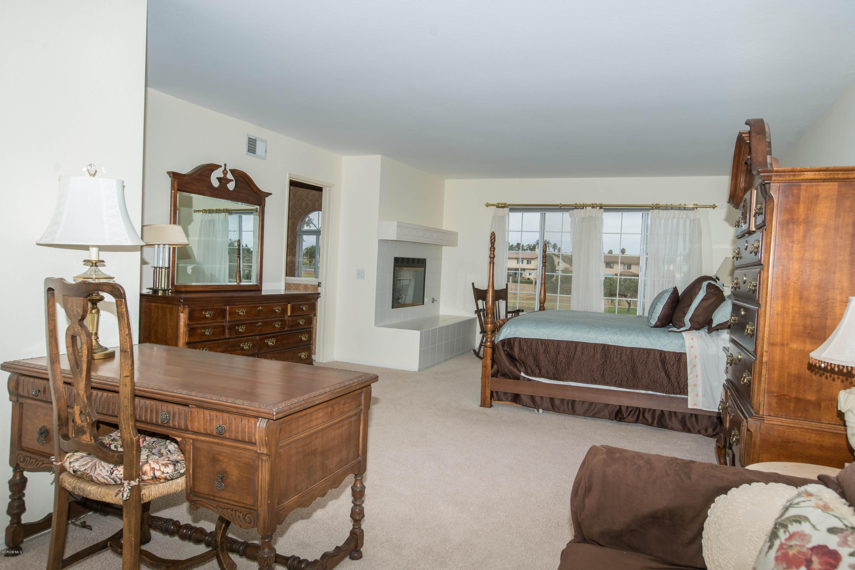 2253 Bermuda Dunes Place Oxnard, CA 93036 - Photo 18 of 29 DSC09674