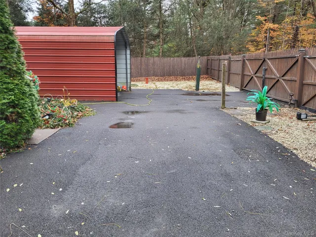 $199,999 | 318 Maple Street, Kerhonkson, NY 12446