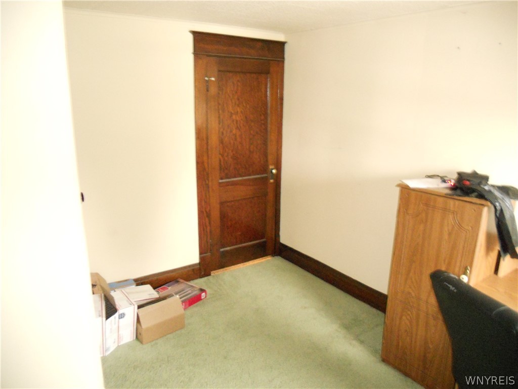 7041 Maple Road Alabama, NY 14013 - Photo 10 of 50 Bedroom 1 facing door