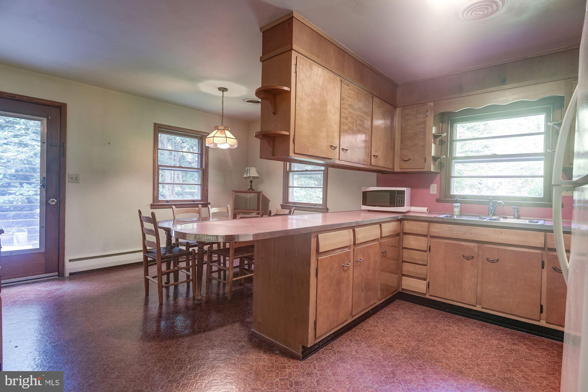 7513 Ridge Road Frederick, MD 21702 - Photo 15 of 35 Kitchen