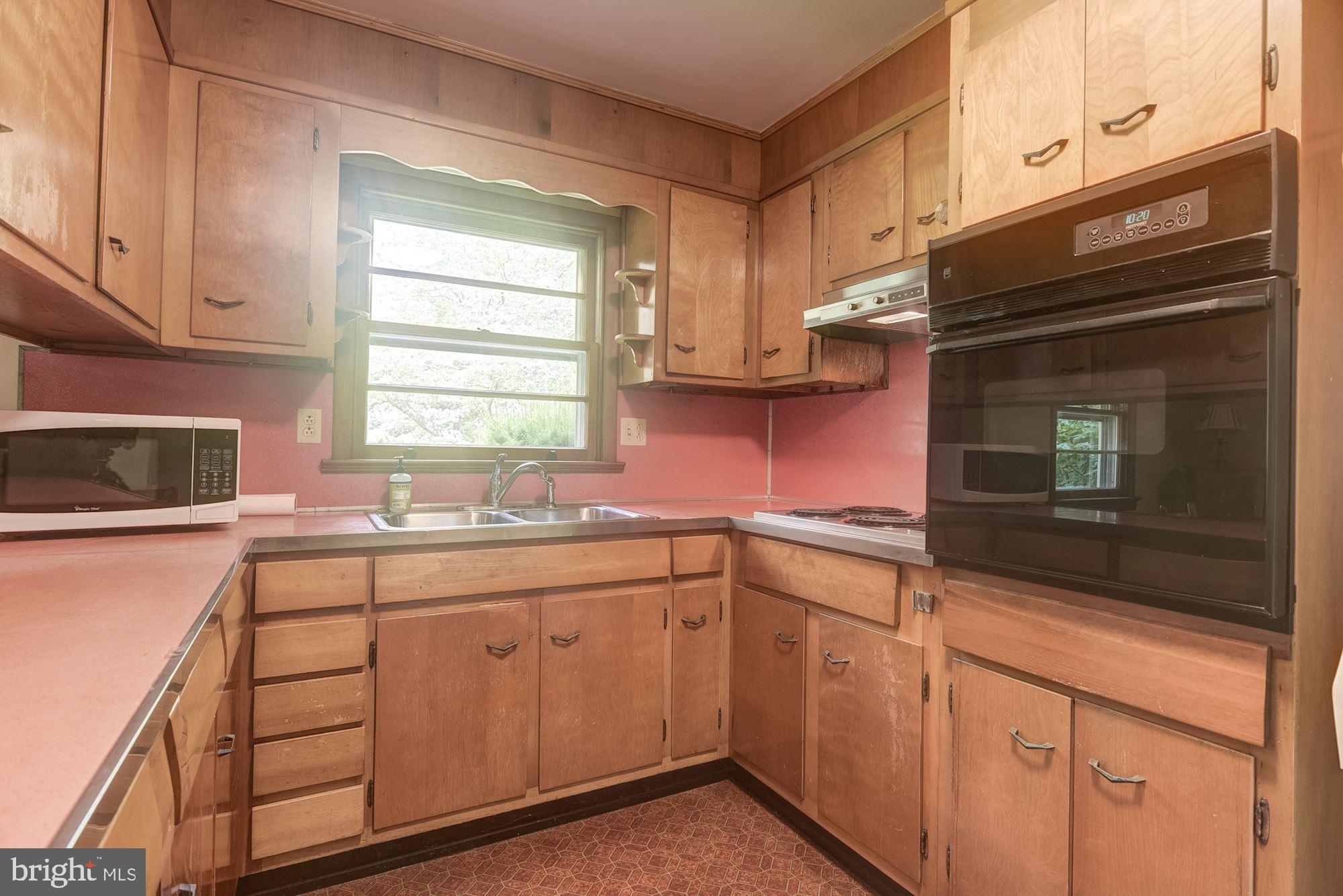 7513 Ridge Road Frederick, MD 21702 - Photo 16 of 35 Kitchen