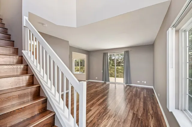 $295,000 | 780 Mesa Drive, Unit 780, Elgin, IL 60123