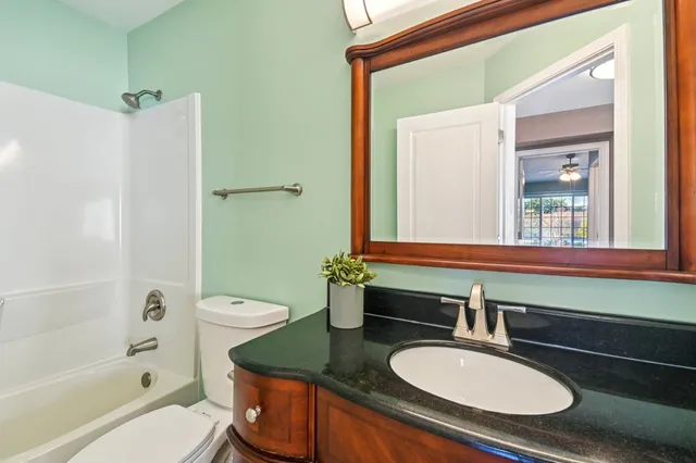 $295,000 | 780 Mesa Drive, Unit 780, Elgin, IL 60123