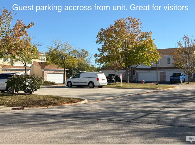 $295,000 | 780 Mesa Drive, Unit 780, Elgin, IL 60123