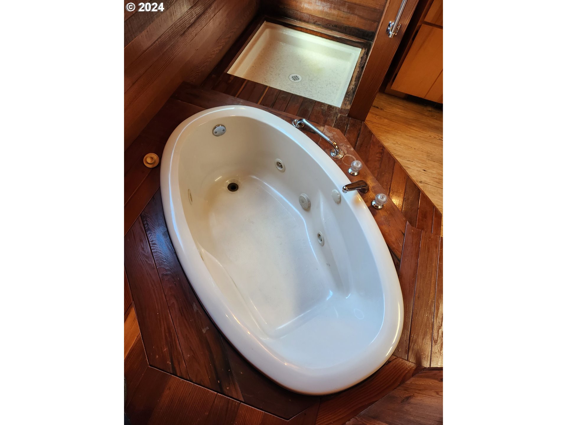 28230 Mateer Road Gold Beach, OR 97444 - Photo 21 of 40 Bathroom