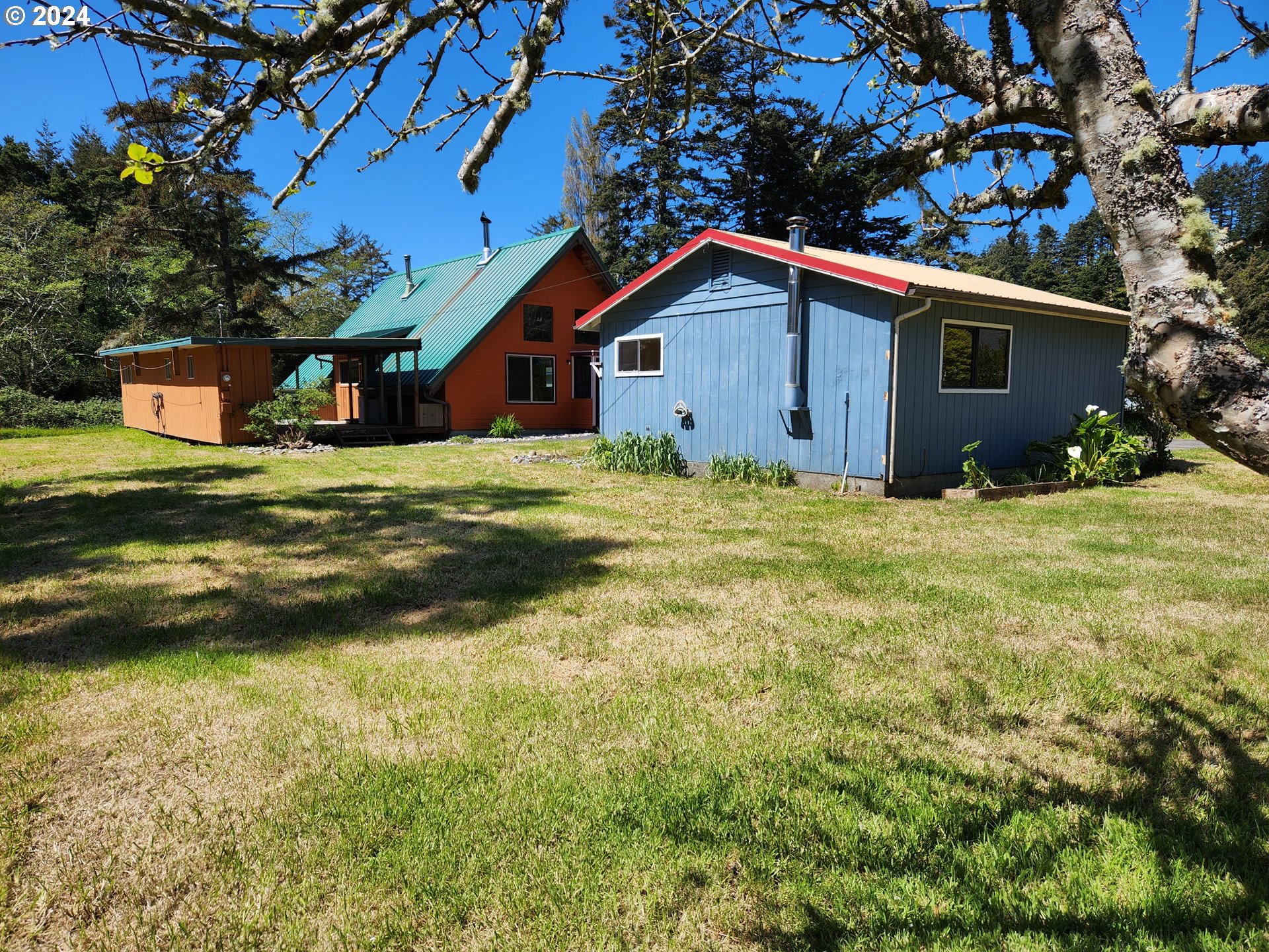 28230 Mateer Road Gold Beach, OR 97444 - Photo 35 of 40 Yard