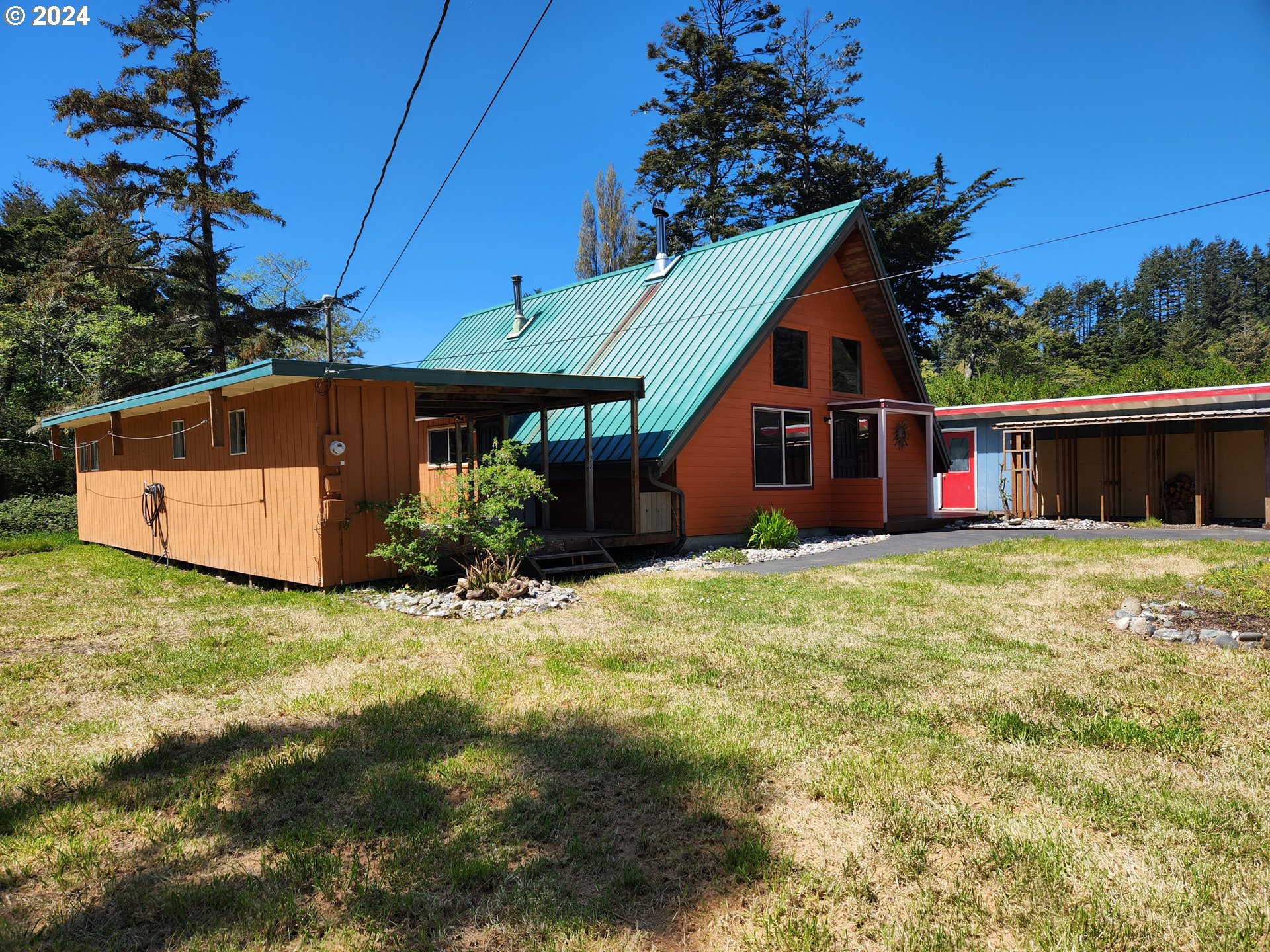 28230 Mateer Road Gold Beach, OR 97444 - Photo 36 of 40 Yard