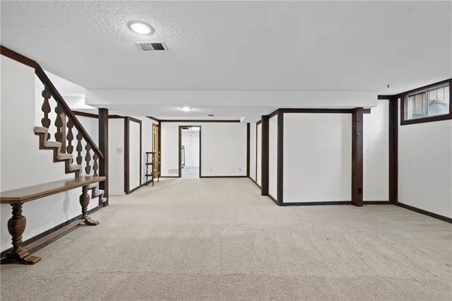 $350,000 | 10236 Edelweiss Circle, Shawnee, KS 66203