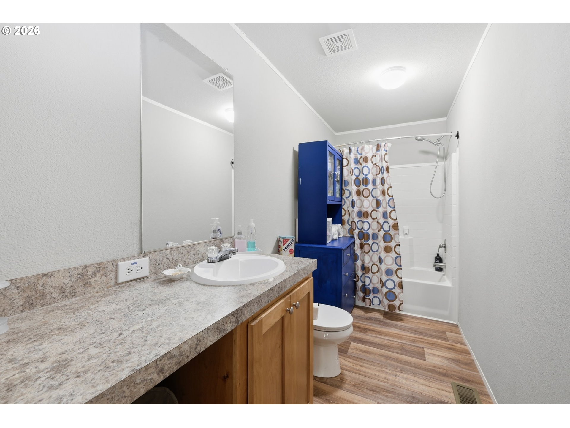 76113 Fish Hatchery Road Oakridge, OR 97463 - Photo 18 of 48 Bathroom, Attached