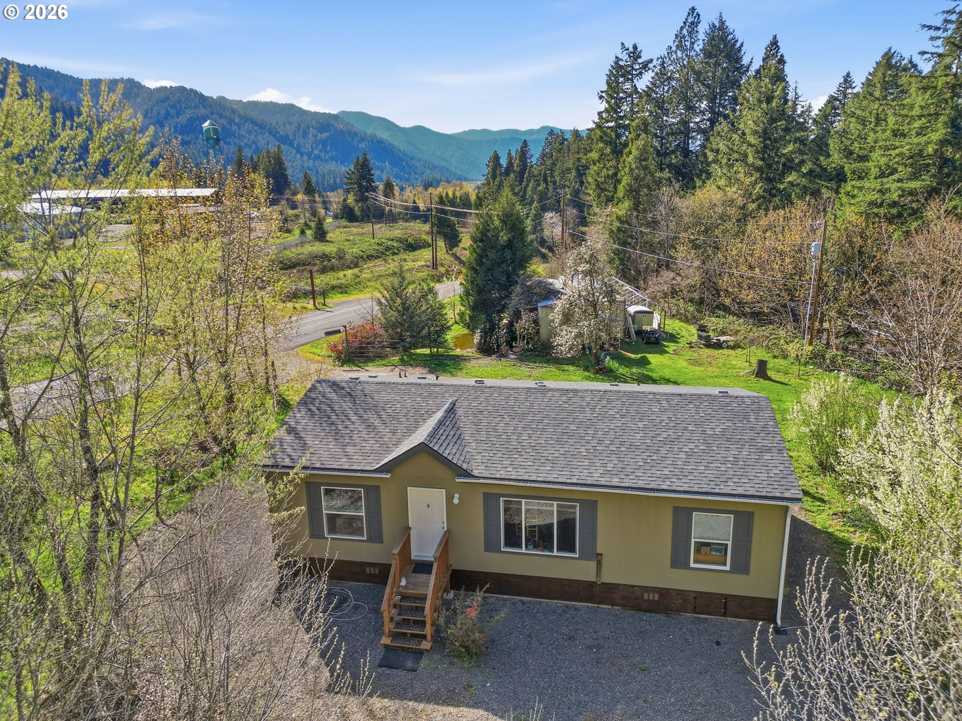 76113 Fish Hatchery Road Oakridge, OR 97463 - Photo 3 of 48