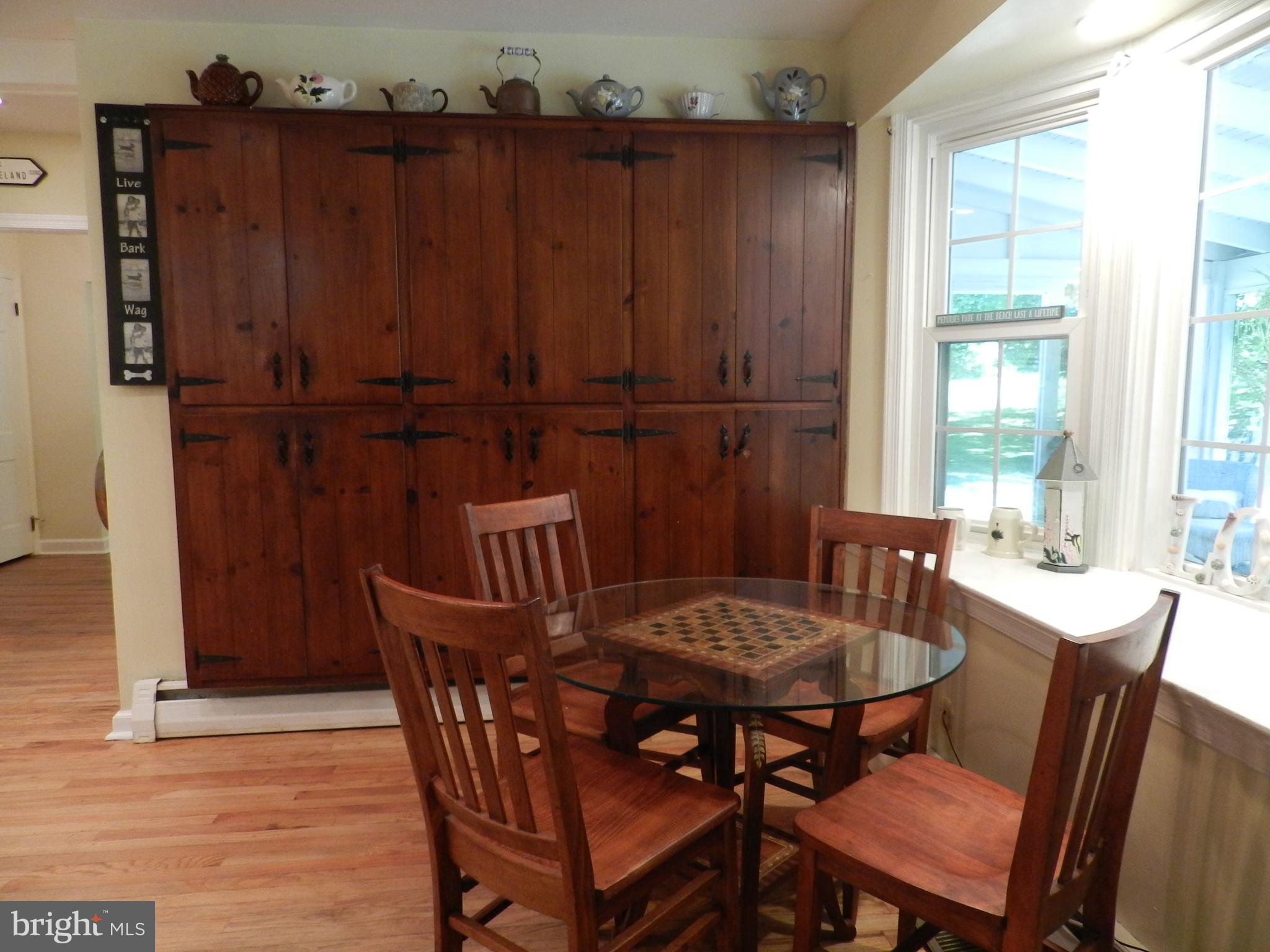 733 Hillview Road Malvern, PA 19355 - Photo 16 of 61 Pantry & Eat in Kitchen