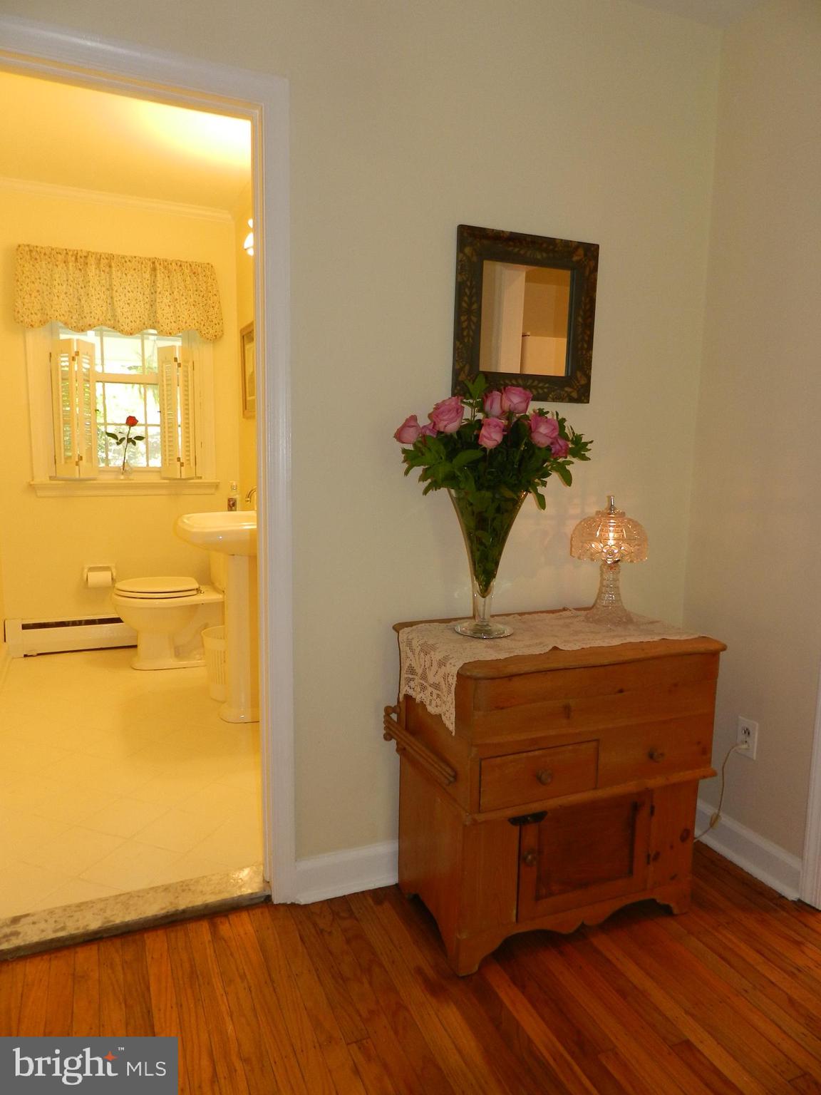 733 Hillview Road Malvern, PA 19355 - Photo 30 of 61 Foyer