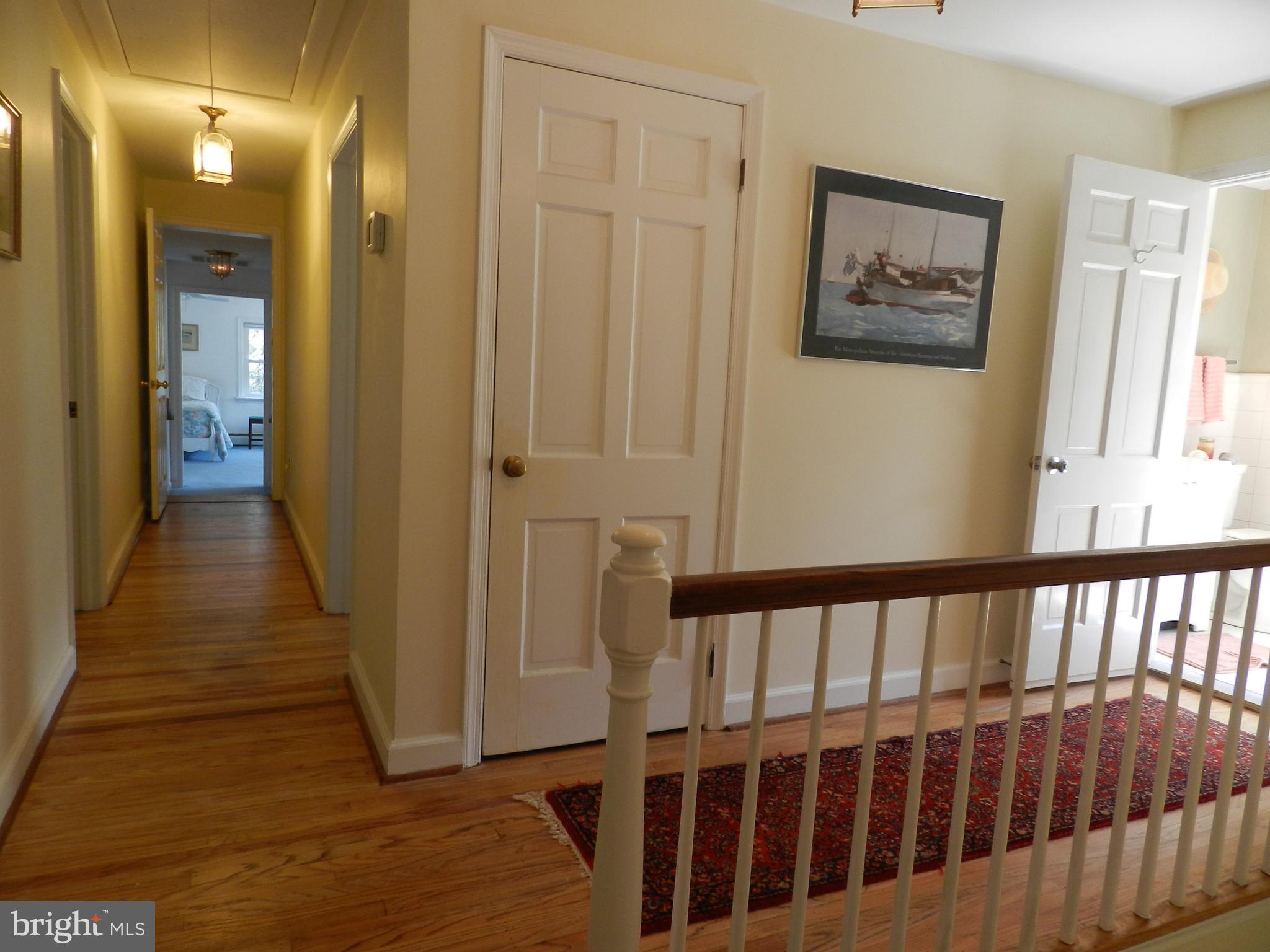 733 Hillview Road Malvern, PA 19355 - Photo 38 of 61 2nd flr. Foyer