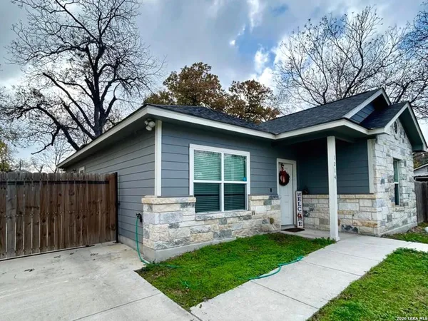$1,700 | 1214 Chalmers Avenue, San Antonio, TX 78211