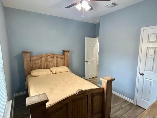 $1,700 | 1214 Chalmers Avenue, San Antonio, TX 78211