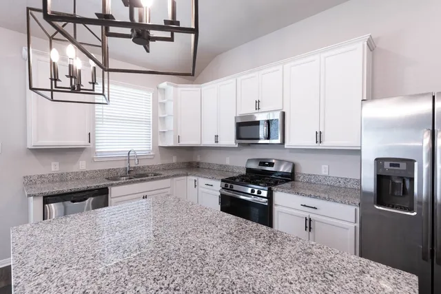 $2,250 | 1001 Rootstock Rd., Brenham, TX 77833