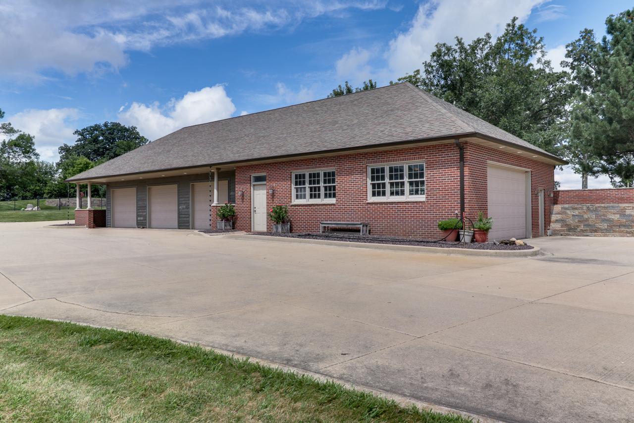 7429 North 1900 East Road Bloomington, IL 61705 - Photo 110 of 154