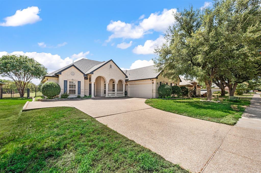 10701 Whitestone Ranch Road Benbrook, TX 76126 - Photo 3 of 26 Plenty of room for parking