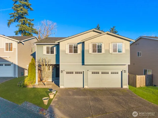 $849,500 | 25912 35th Place South, Kent, WA 98032