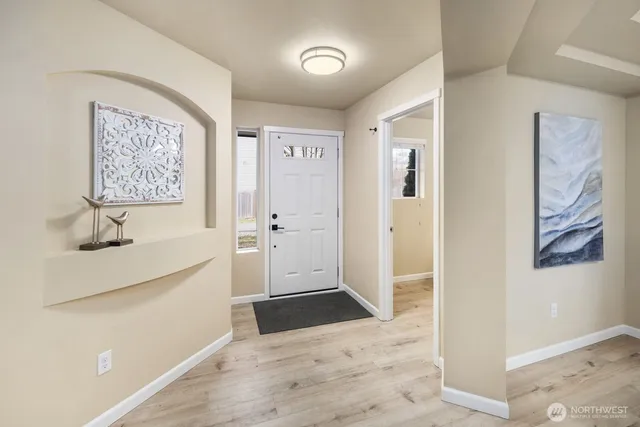 $849,500 | 25912 35th Place South, Kent, WA 98032