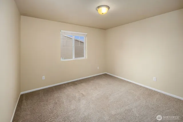 $849,500 | 25912 35th Place South, Kent, WA 98032