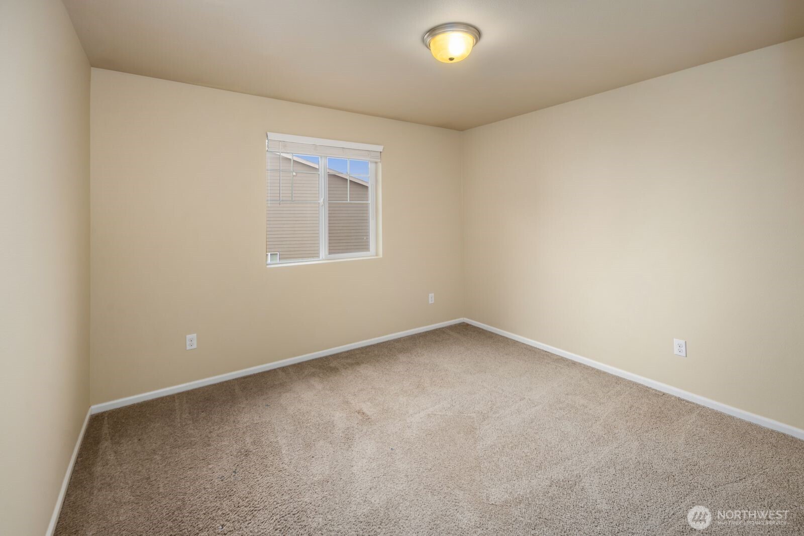 25912 35th Place South Kent, WA 98032 - Photo 23 of 38