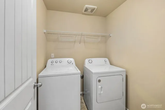 $849,500 | 25912 35th Place South, Kent, WA 98032