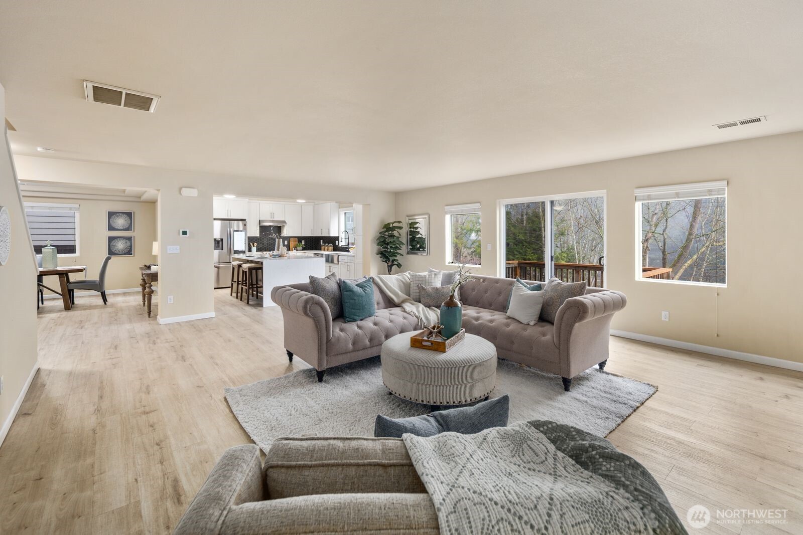 25912 35th Place South Kent, WA 98032 - Photo 6 of 38