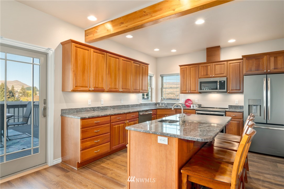 2221 Honeysett Road Wenatchee, WA 98801 - Photo 23 of 40 Gallery Image 23