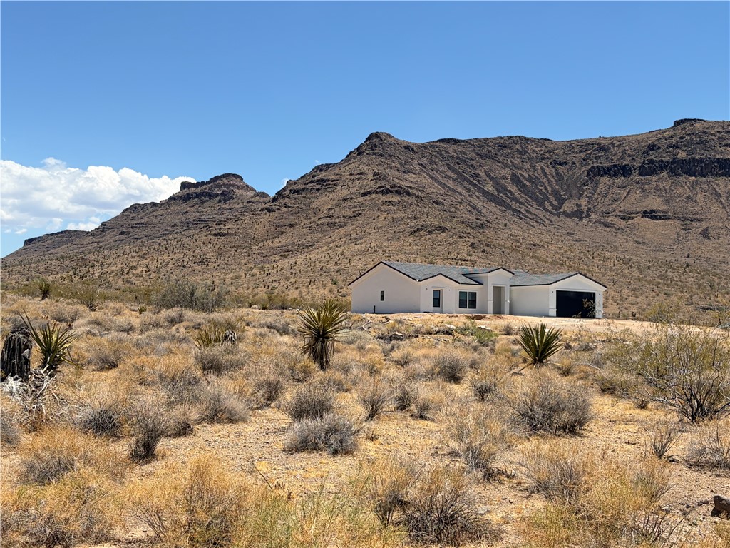 460 Kelvin Road Golden Valley, AZ 86413 - Photo 1 of 44