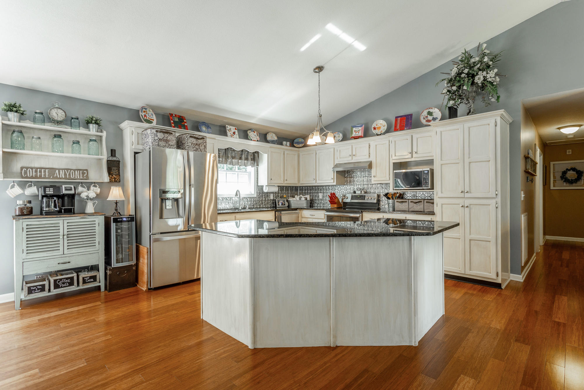 1918 Salem Valley Road Ringgold, GA 30736 - Photo 3 of 26 Kitchen