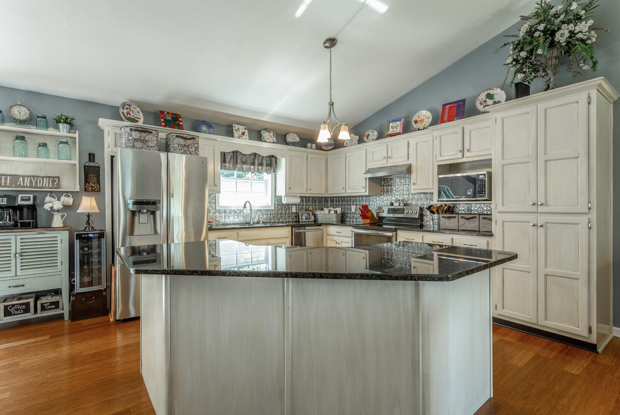 1918 Salem Valley Road Ringgold, GA 30736 - Photo 4 of 26 Kitchen