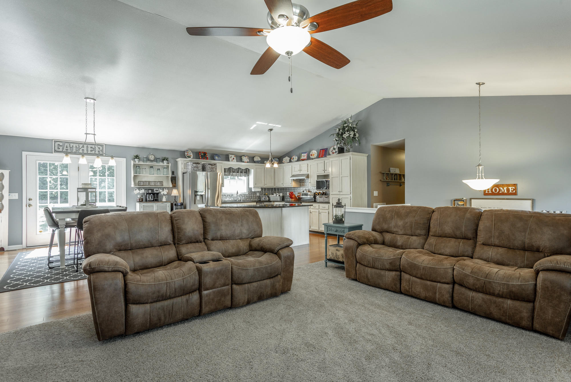 1918 Salem Valley Road Ringgold, GA 30736 - Photo 10 of 26 Living room