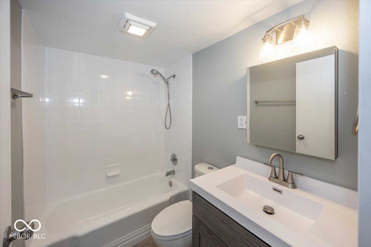 3965 North Meridian Street, Unit 2A Indianapolis, IN 46208 - Photo 27 of 37