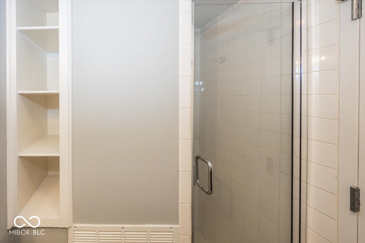 3965 North Meridian Street, Unit 2A Indianapolis, IN 46208 - Photo 31 of 37