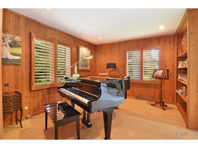 47 Longmeadow Road Winnetka, IL 60093 - Photo 8 of 22