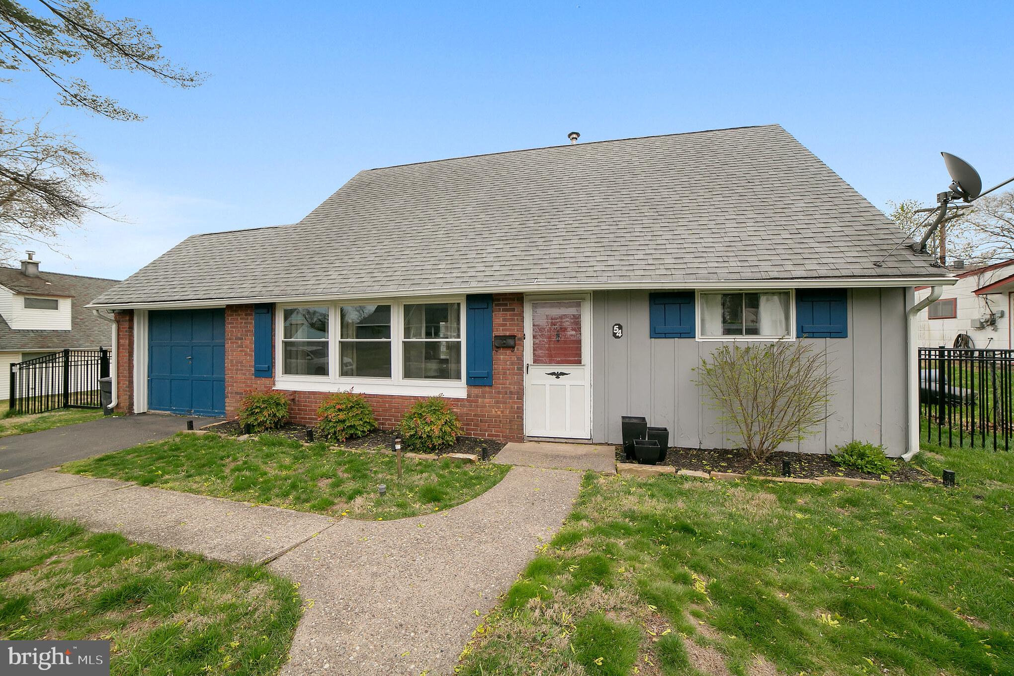 54 Queens Bridge Road Levittown, PA 19057 - Photo 1 of 25 Gallery Image 1