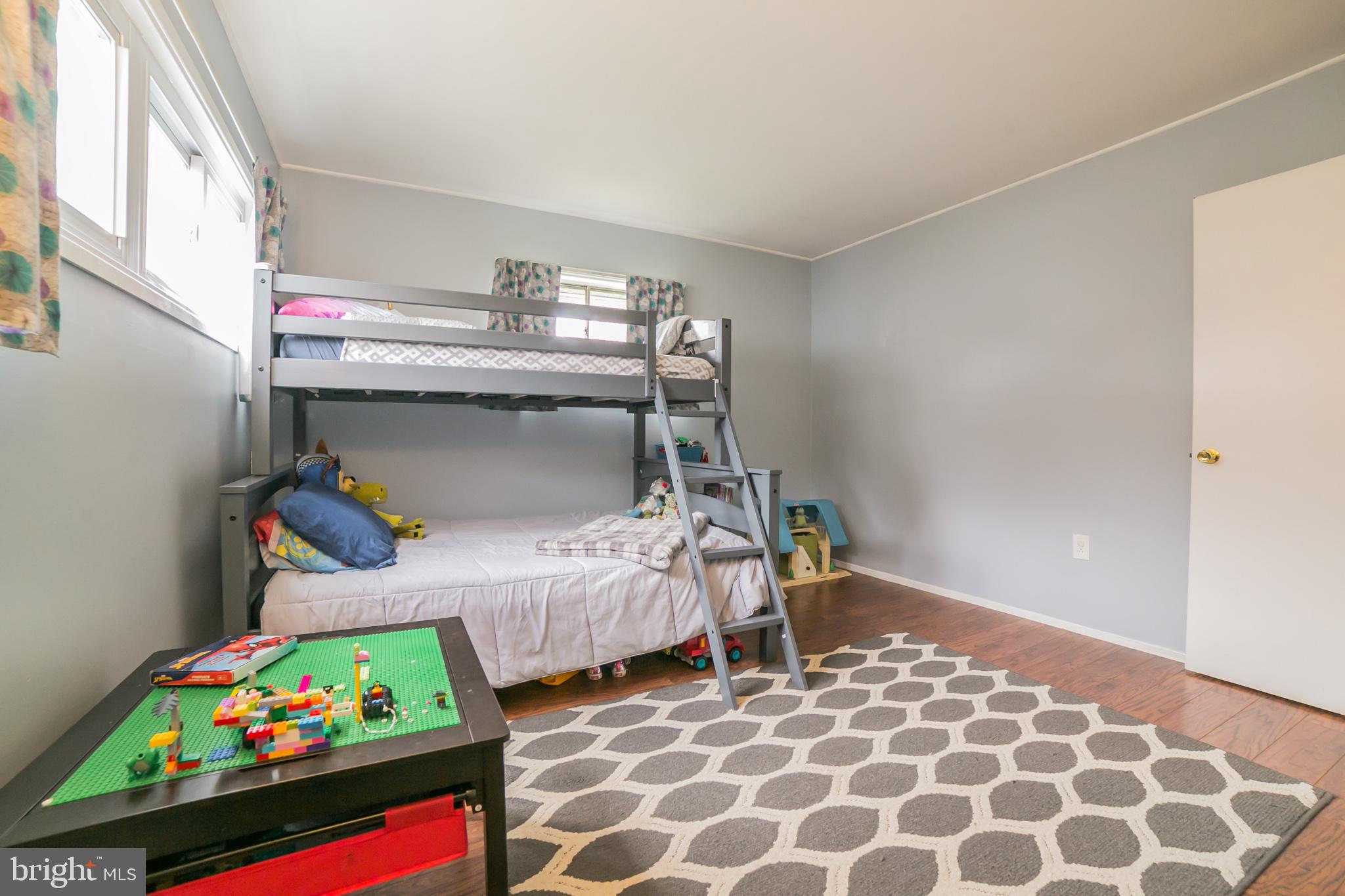 54 Queens Bridge Road Levittown, PA 19057 - Photo 11 of 25 Gallery Image 11