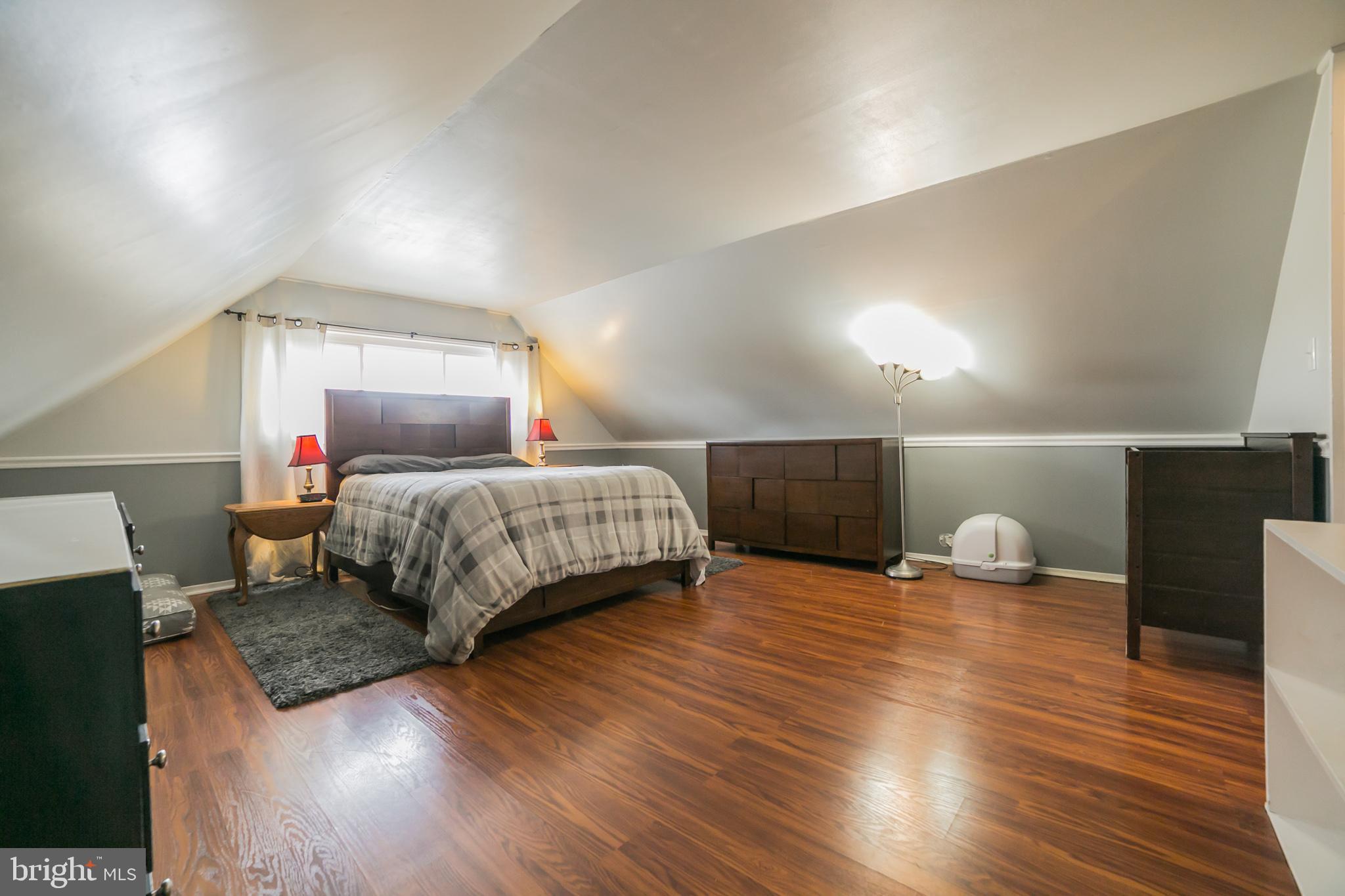 54 Queens Bridge Road Levittown, PA 19057 - Photo 16 of 25 Gallery Image 16