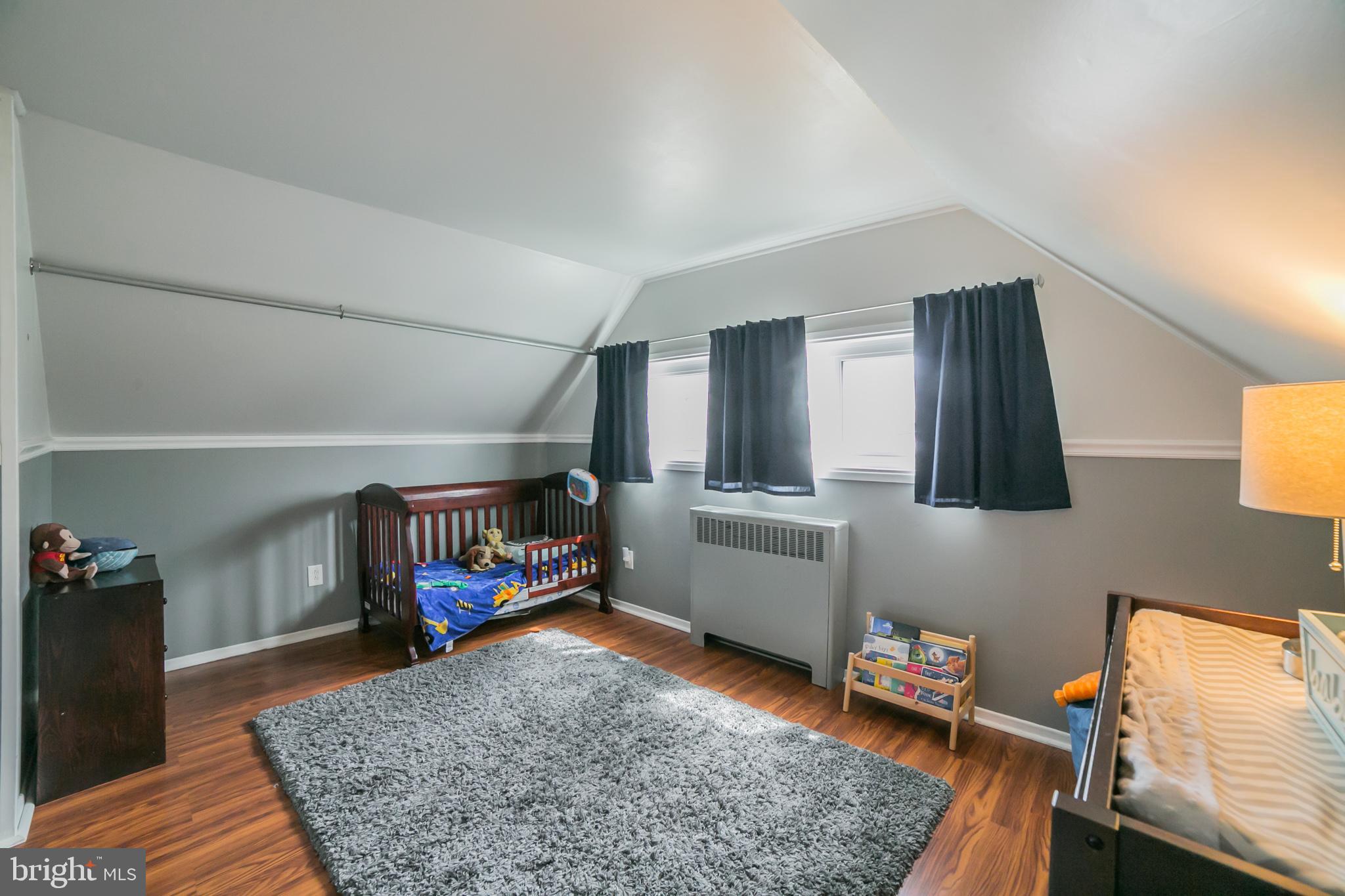 54 Queens Bridge Road Levittown, PA 19057 - Photo 19 of 25 Gallery Image 19