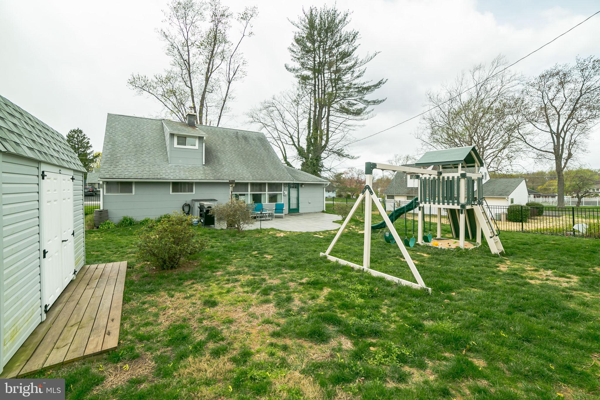 54 Queens Bridge Road Levittown, PA 19057 - Photo 24 of 25 Gallery Image 24