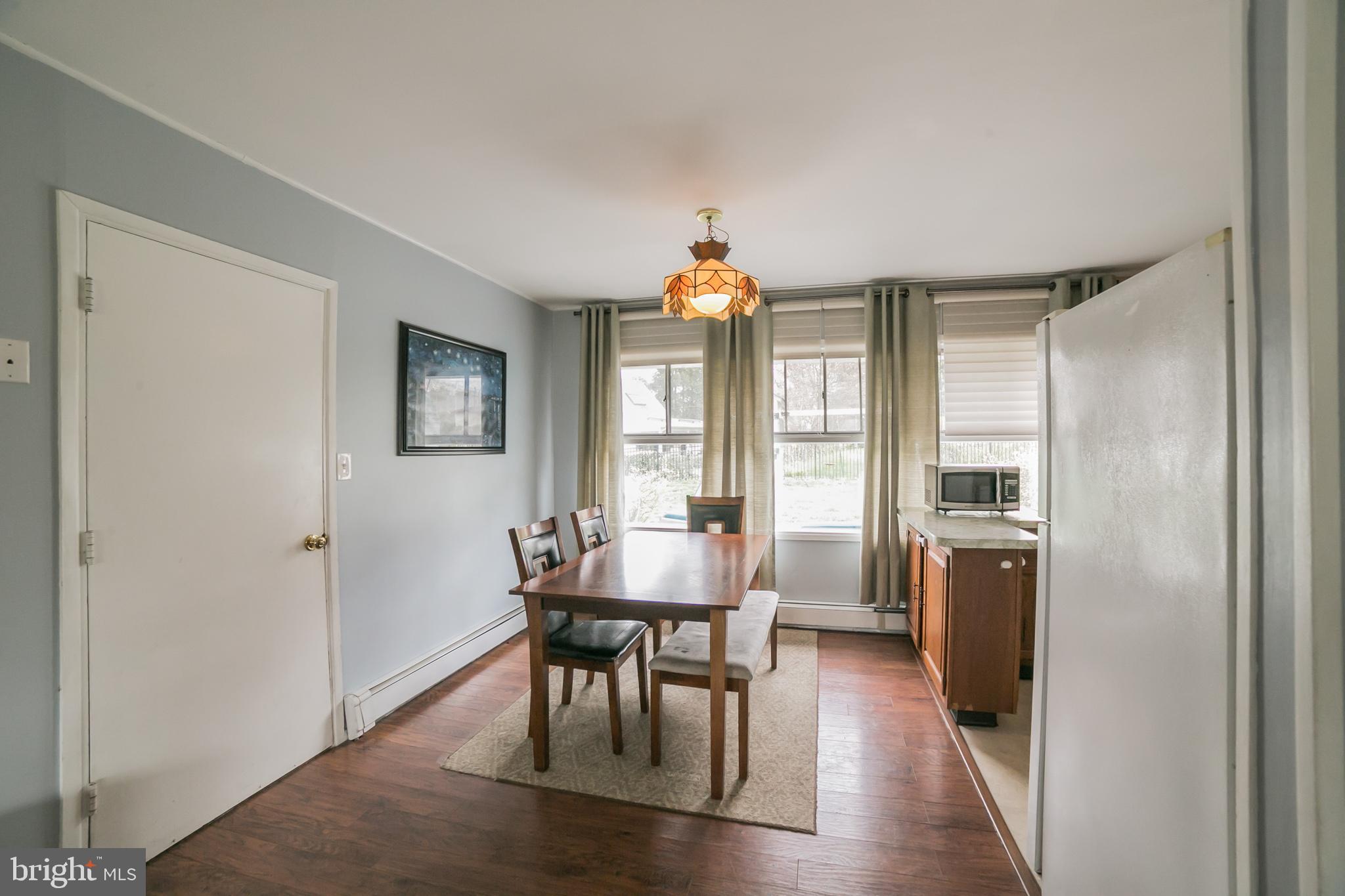 54 Queens Bridge Road Levittown, PA 19057 - Photo 7 of 25 Gallery Image 7