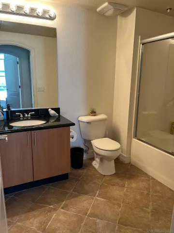 $2,900 | 525 11th Avenue, Unit 1409, San Diego, CA 92101