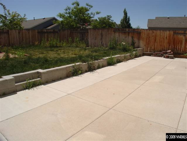 9600 Autumn Leaf Way Reno, NV 89506 - Photo 8 of 9 Photo 8