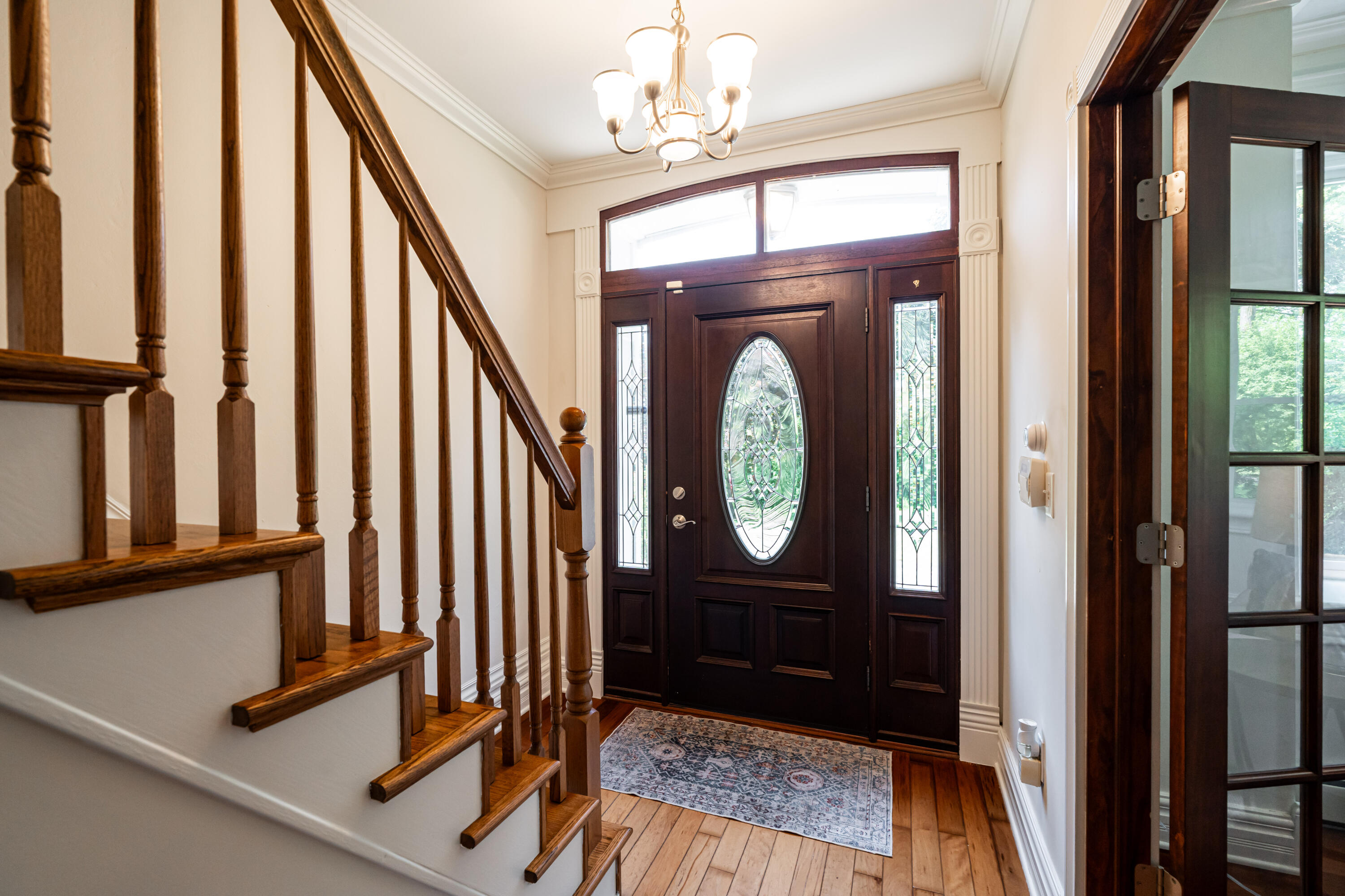 628 North Port Washington Road Grafton, WI 53024 - Photo 2 of 47 Foyer